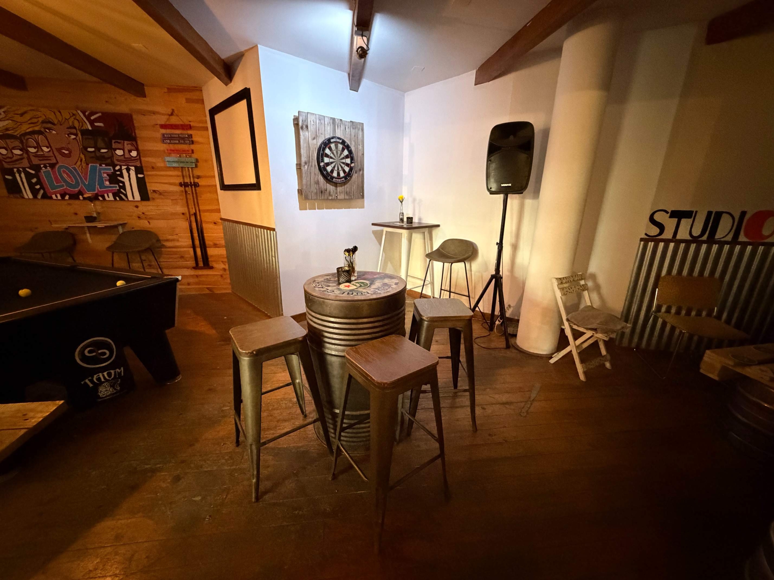 Traspaso Bar Pub Calle Fuengirola 5