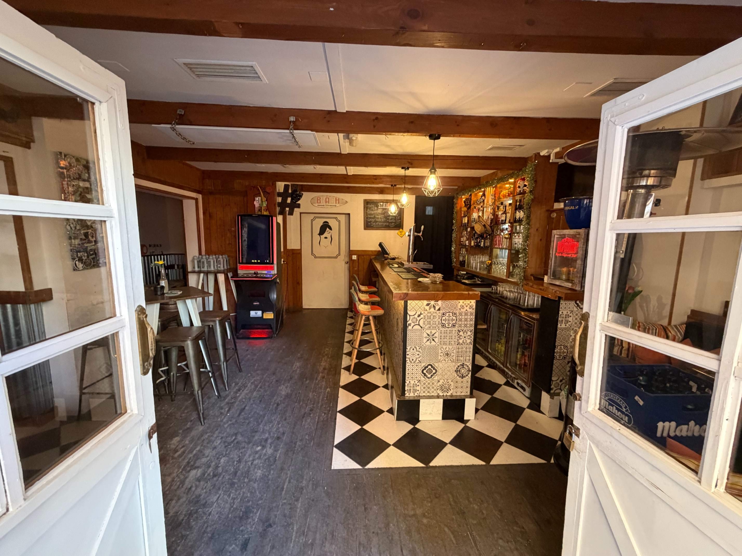 Traspaso Bar Pub Calle Fuengirola 7